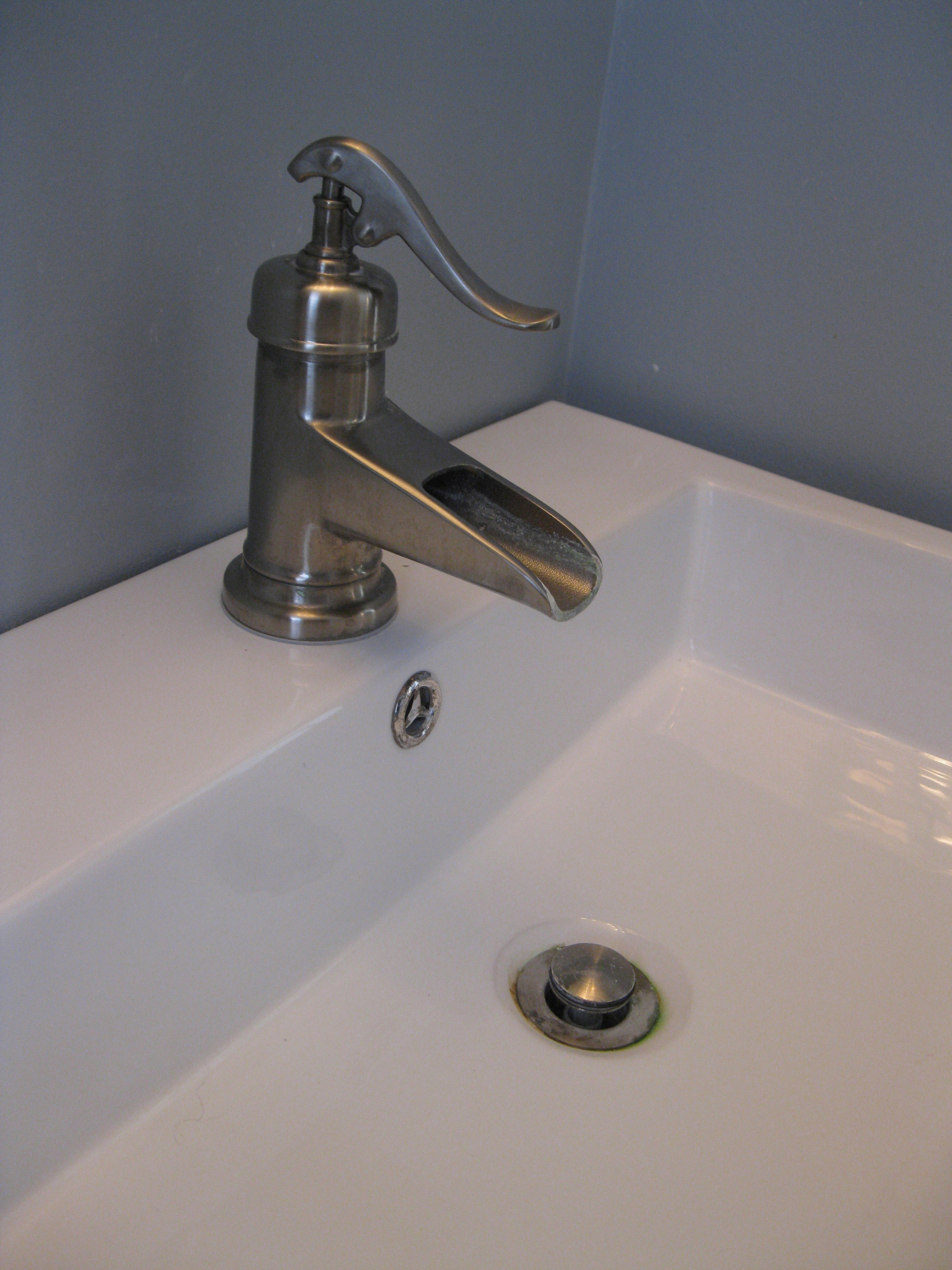 Updated Sink Faucet